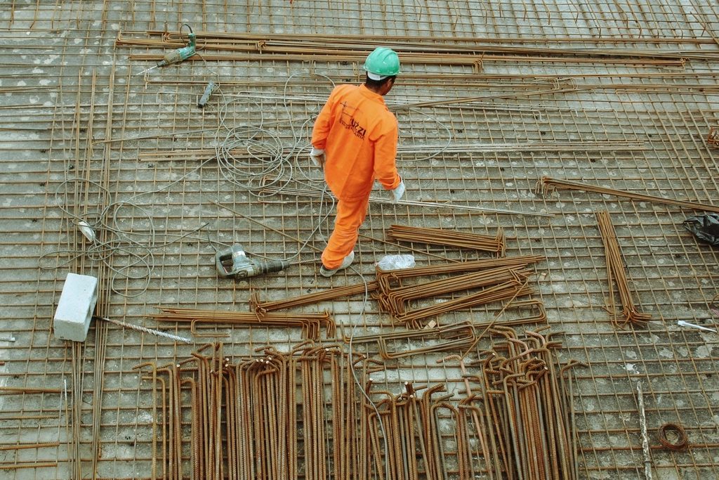 How to Automate COI Tracking for Subcontractors and Vendors