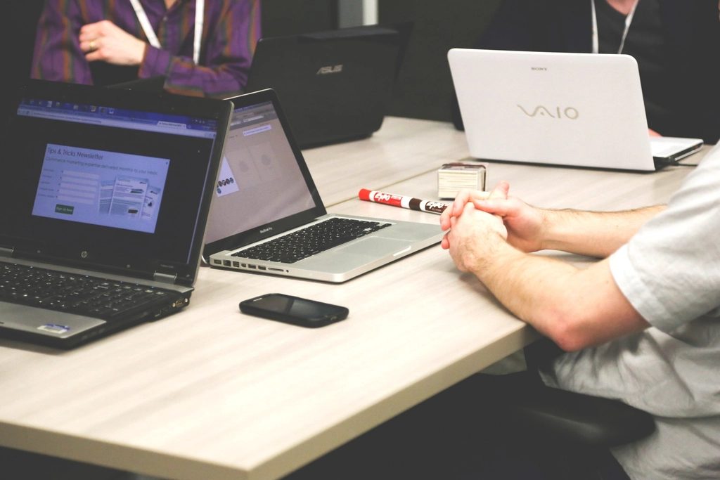 How to Answer Security Questionnaires Faster With AI